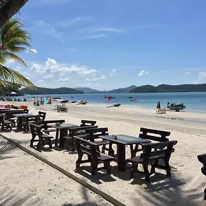 Sandy By Casa Loma Pantai Cenang (Langkawi)